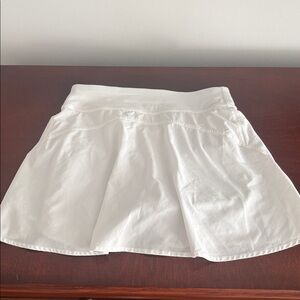 Women’s worn lululemon tennis skirt size 4